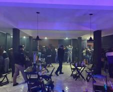 AIFU interdita 17 estabelecimentos e 14 pessoas são encaminhadas durante operações deste final de semana
