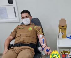No Noroeste do estado, policiais militares participam de campanha de doação de sangue