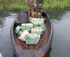 Em Pato Bragado, ação conjunta entre policiais militares e federais resulta na apreensão de 740 kg de maconha em porto clandestino