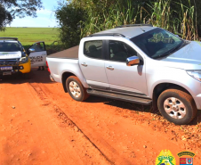 Batalhão de Polícia Rodoviária recupera dois veículos roubados e resgata refém momentos após crime, no interior do Paraná