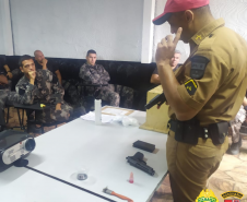 Policiais militares do Canil do BPRv ministram instrução durante curso para policiais do Rio de Janeiro