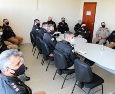 Oficiais da PM e do Corpo de Bombeiros se reúnem com o Comandante-Geral em Paranaguá
