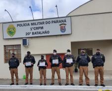 Policiais militares são homenageados durante solenidade de Destaque do Mês em Curitiba