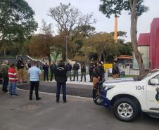 Equipes da AIFU flagram aglomerações e encerram festa junina clandestina na Capital