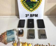 No Sudoeste do estado, PM encaminha 10 pessoas e apreende mais de 300 gramas de drogas e uma arma de fogo