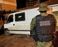 BPFron prendem cinco pessoas e apreendem anabolizantes, arma de fogo e produtos contrabandeados no interior do Paraná