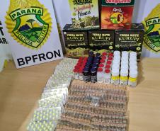 BPFron prendem cinco pessoas e apreendem anabolizantes, arma de fogo e produtos contrabandeados no interior do Paraná
