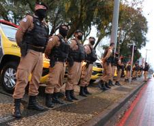 Cerca de 70 policiais reforçam o policiamento na região Leste de Curitiba