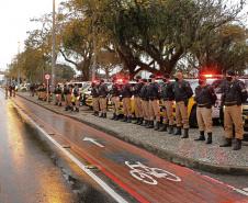 Cerca de 70 policiais reforçam o policiamento na região Leste de Curitiba