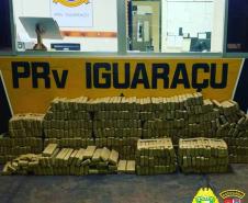 Quase meia tonelada de maconha é apreendida pela Polícia Rodoviária Estadual em Iguaraçu (PR)