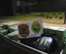 No Oeste do estado, PM e PF apreendem grande quantidade de contrabando e encaminham dois suspeitos