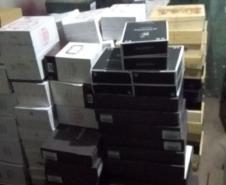 Após denúncia, PM encontra depósito com mais de 1,4 mil caixas de vinho contrabandeados no Sudoeste do estado