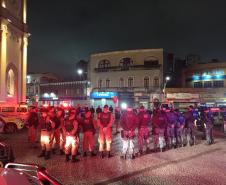 Operação da AIFU reforça policiamento em pontos de aglomeração e oito pessoas são encaminhadas, em Curitiba