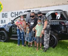 Batalhão da PM de Maringá (PR) recebe crianças e adolescentes da instituição Casa da Criança