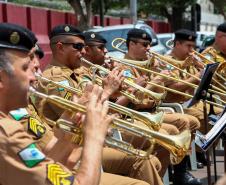 Banda de Música da PM faz apresentação especial para as crianças do Hospital Pequeno Príncipe