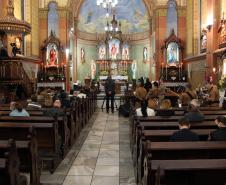 Missa de Ação de Graças celebra a vida dos policiais militares e veteranos são homenageados na Capital