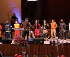 Igreja evangélica recebe bombeiros e familiares para celebrar os 109 anos de criação do Corpo de Bombeiros