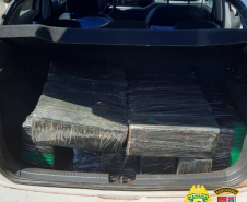 Mais de 400 quilos de maconha e pneus contrabandeados são apreendidos pelo BPRv no Interior do estado