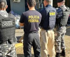Polícia Militar e Federal apreendem 170 quilos de cocaína em Maringá (PR)