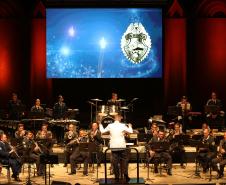 Concerto de Natal da Banda da PMPR emociona público no Teatro Guaíra e arrecada mais de duas toneladas de alimentos