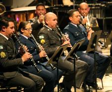 Concerto de Natal da Banda da PMPR emociona público no Teatro Guaíra e arrecada mais de duas toneladas de alimentos