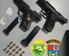 No Norte Pioneiro, PM encaminha sete pessoas e apreende três armas de fogo, drogas e munições, em situações distintas.