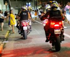 PM completa um mês de Verão Paraná com redução de 91,6% nos roubos e mais de 34 mil pulseirinhas de identificação entregues, no Litoral 