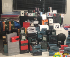 BPRv apreende van carregada com mercadorias contrabandeadas no Sudoeste do estado