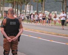 PM aborda mais de 3 mil pessoas e encaminha mais de 100 nos primeiros dias de Carnaval, no Litoral