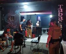 AIFU fiscaliza 26 estabelecimentos comerciais e aplica R$ 10 mil em multas em Curitiba