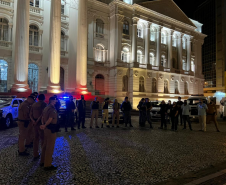 AIFU fiscaliza 26 estabelecimentos comerciais e aplica R$ 10 mil em multas em Curitiba