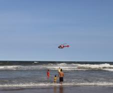 Unidade aérea da PM no Litoral garante agilidade no atendimento durante o feriadão