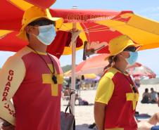 Corpo de Bombeiros faz mais de 145 mil ações preventivas a afogamentos na temporada