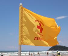 Corpo de Bombeiros faz mais de 145 mil ações preventivas a afogamentos na temporada