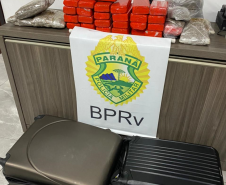 BPRv apreende mais de 18 quilos de maconha e cigarros contrabandeados no interior do estado