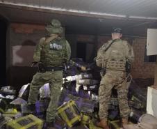 BPFRON e Polícia Federal apreendem 2,8 toneladas de drogas em Santa Helena-PR