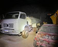 PMPR descobre galpão utilizado como desmanche e recupera veículos em Londrina. 