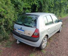 Na região Oeste, PM recupera um carro roubado em Santa Terezinha de Itaipu.