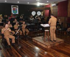 Alunos do Colégio da Vila Militar de Maringá visitam QCG