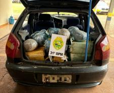 A carga incluía 50 pacotes de capulho e 7 fardos de maconha prensada
