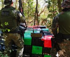 A ação, que faz parte da Operação Protetor das Divisas e Fronteiras, resultou na interceptação de 933,85 quilos de maconha