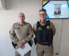 Café dos aniversáriantes e Policial destaque do mês