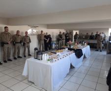 Café dos aniversáriantes e Policial destaque do mês