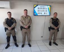 Café dos aniversáriantes e Policial destaque do mês
