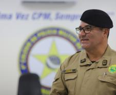 Comandante-geral da PMPR visita 4º Colégio da PM em Maringá