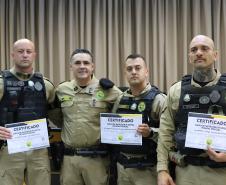 Formatura do Curso de Capacitação em Instrutor de Defesa Pessoal Policial marca fortalecimento da doutrina na PMPR 