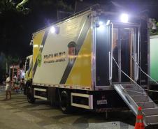 O policiamento ostensivo esteve presente nos locais de maior movimento, como praias, praças e eventos públicos, garantindo a segurança durante os shows e queima de fogos.
