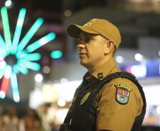 O policiamento ostensivo esteve presente nos locais de maior movimento, como praias, praças e eventos públicos, garantindo a segurança durante os shows e queima de fogos.