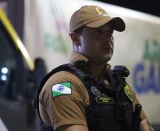 O policiamento ostensivo esteve presente nos locais de maior movimento, como praias, praças e eventos públicos, garantindo a segurança durante os shows e queima de fogos.