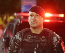 O policiamento ostensivo esteve presente nos locais de maior movimento, como praias, praças e eventos públicos, garantindo a segurança durante os shows e queima de fogos.